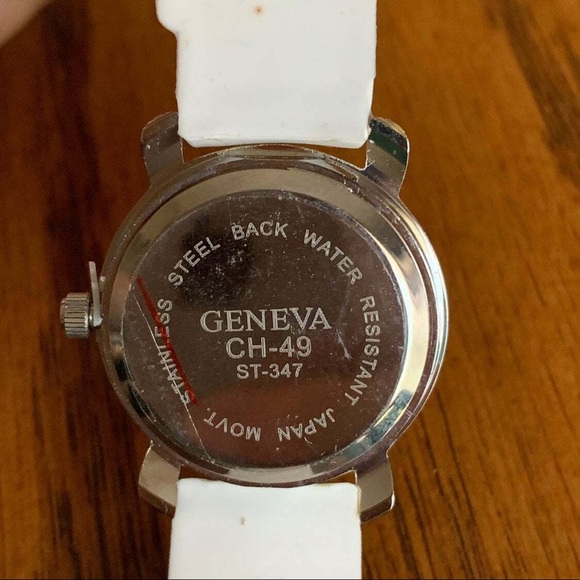 Geneva Kids Character Watch - Picture 11 of 16